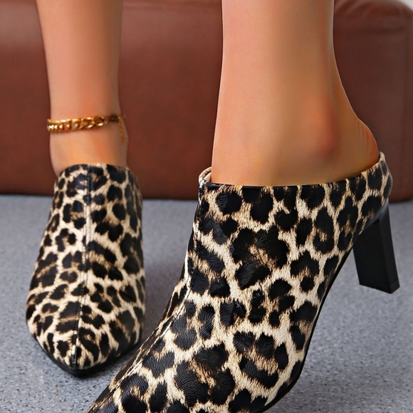 Bold Leopard Slip-On Clog Mule Pointed Toe Heeled Boot Vegan Leather Shoes Brown - Picture 3 of 13